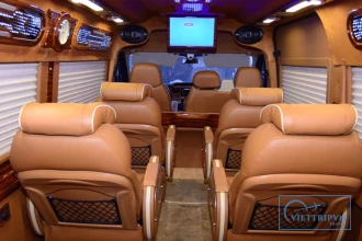 Hanoi Halong Bay luxury limousine image 3