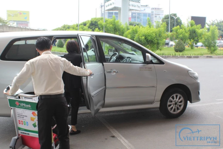 Hanoi Airport to Halong Bay transfer - Shared car service image 3