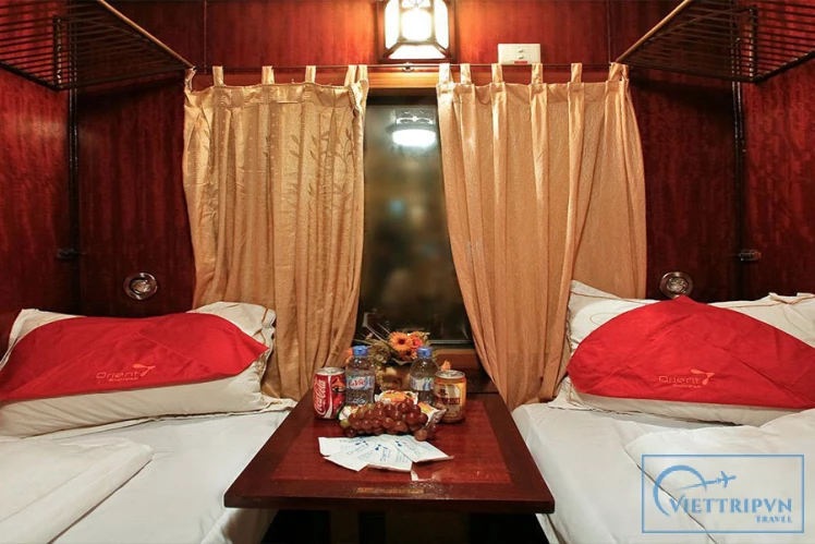 Orient Express train Hanoi to Sapa - Private service image 1