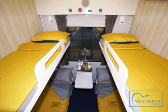 Laman Express luxury train from Hue to Hanoi image 5
