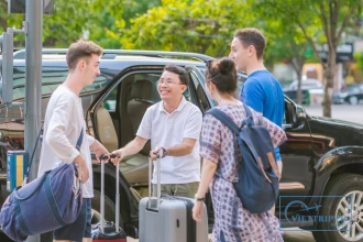 Ninh Binh to Hanoi Airport private car image 3