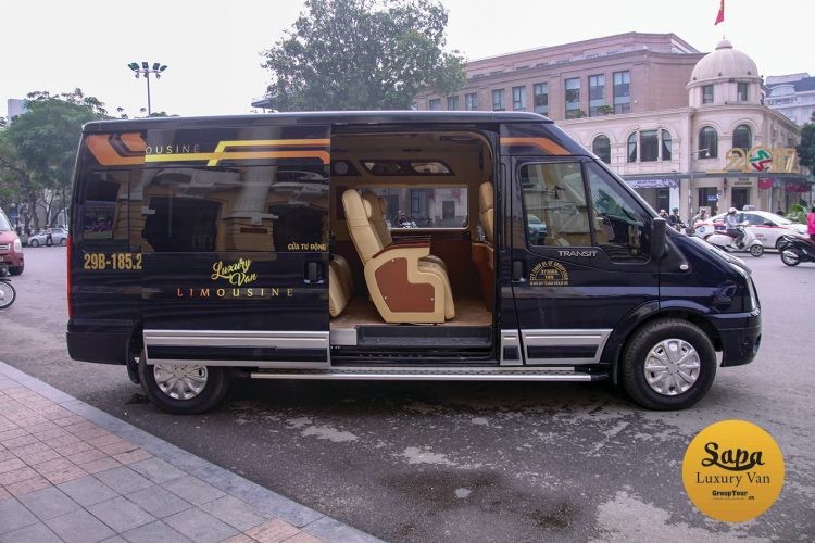 Hanoi Halong Bay limousine